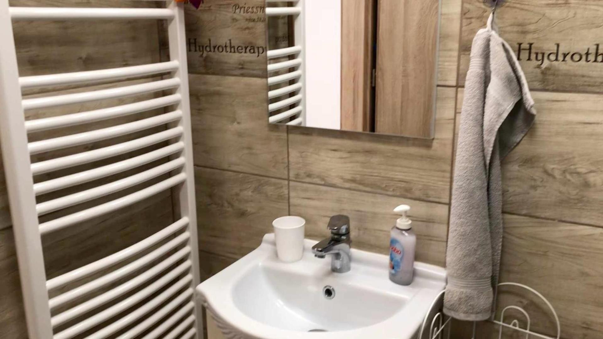 Rita-Vár Szálláshely Nyíregyháza Esterno foto